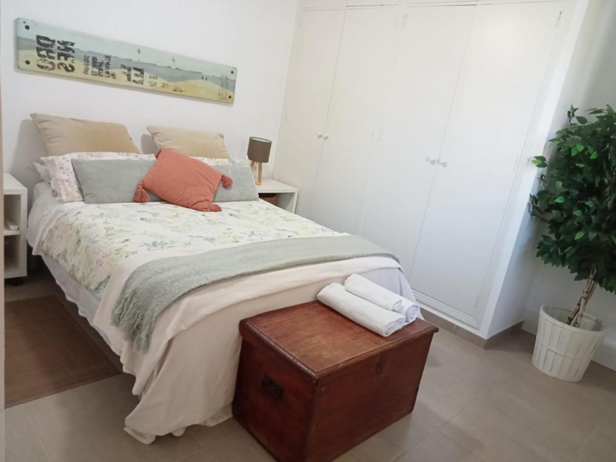 Dormir Entre Limones, Casa De Invitados En Vivienda Familiar Dos Hermanas Extérieur photo