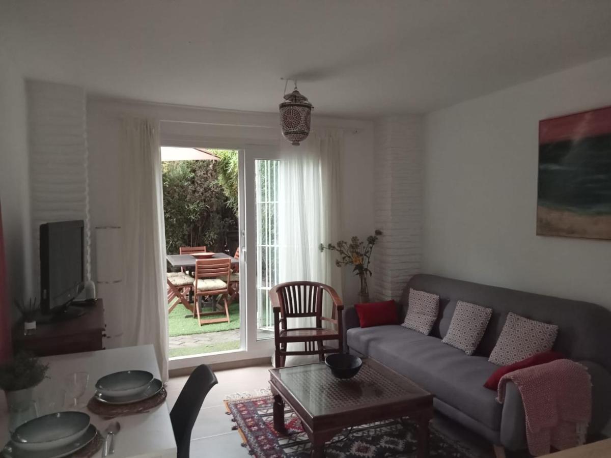 Dormir Entre Limones, Casa De Invitados En Vivienda Familiar Dos Hermanas Extérieur photo